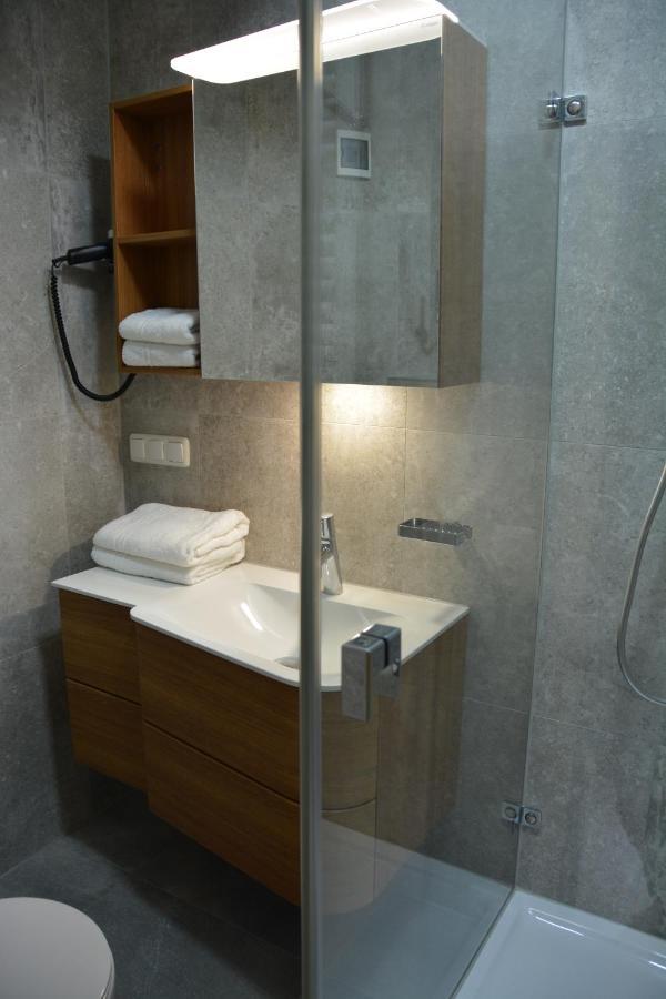 Alpinaflat Aparthotel โรเซินไฮม์ ภายนอก รูปภาพ