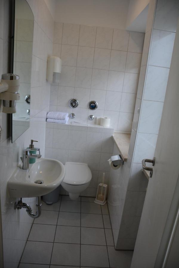Alpinaflat Aparthotel โรเซินไฮม์ ภายนอก รูปภาพ
